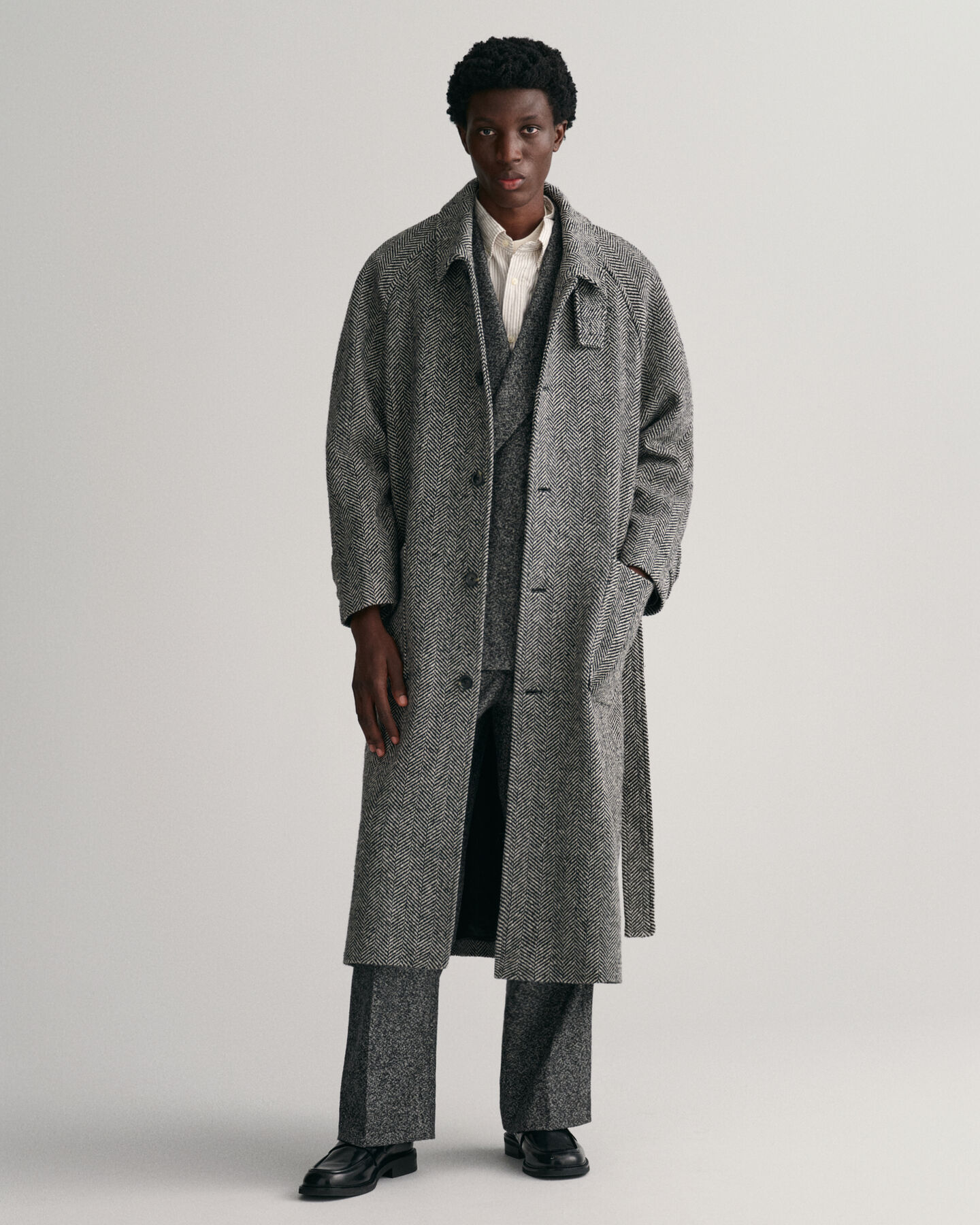 Sobretudo em lã Balmacaan