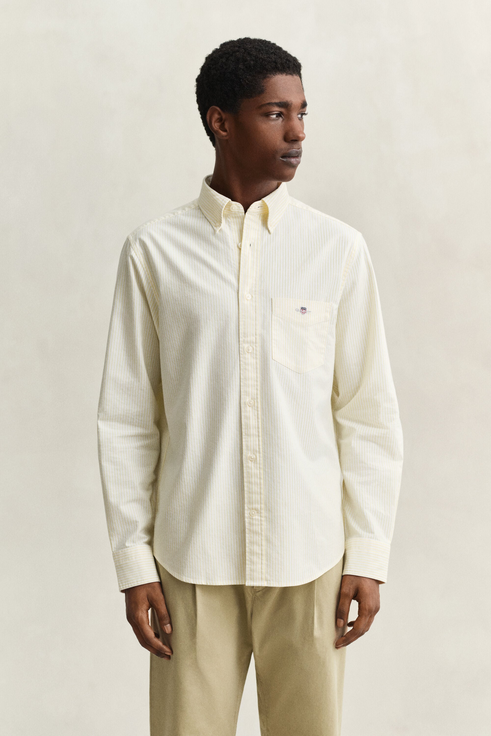 Camisa Oxford às riscas finas Classic