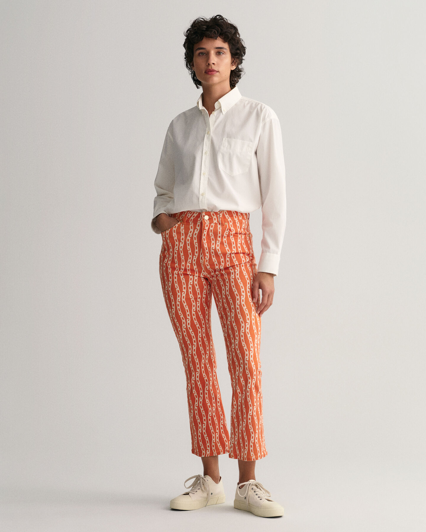 Cal&ccedil;as de ganga pelo tornozelo com estampado Chain