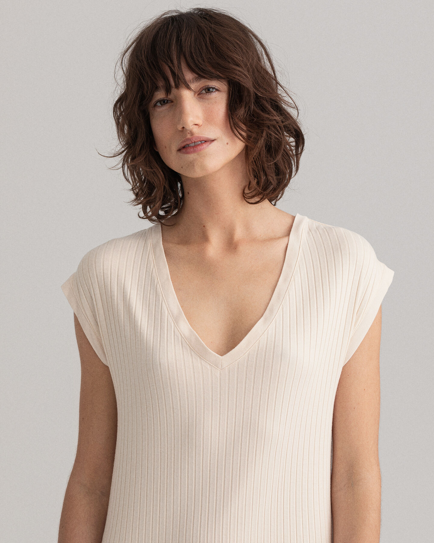 Vestido em jersey com aberturas Detail