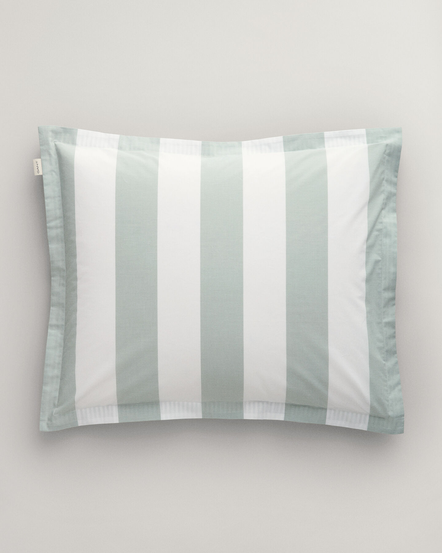 Fronha &agrave;s riscas Percale