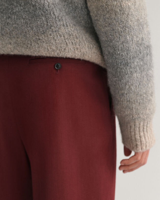 Calças de fato em lã sarjada