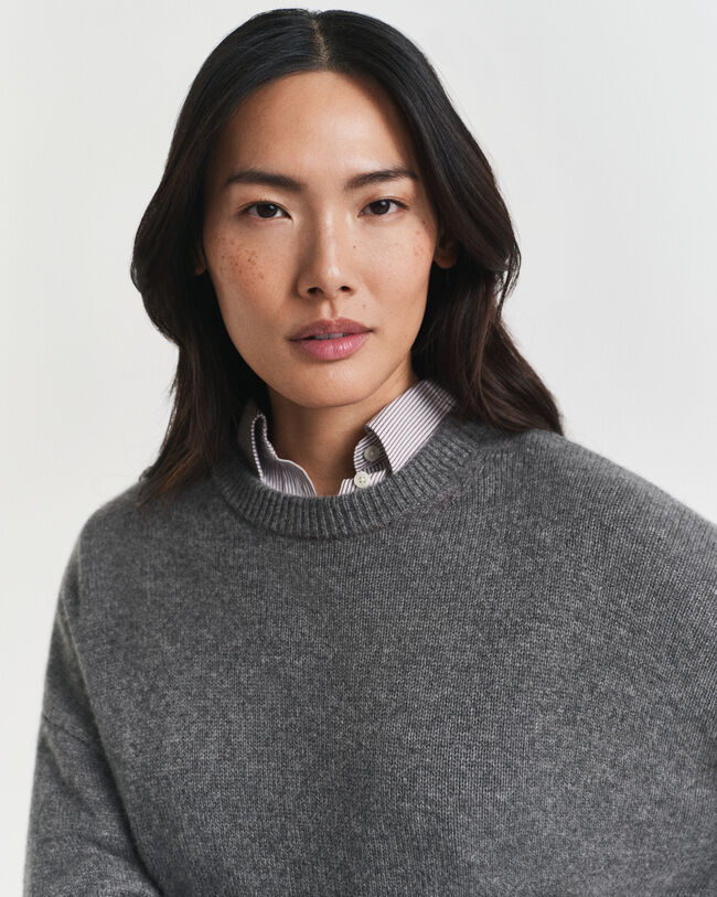 Camisola de malha com decote redondo em caxemira