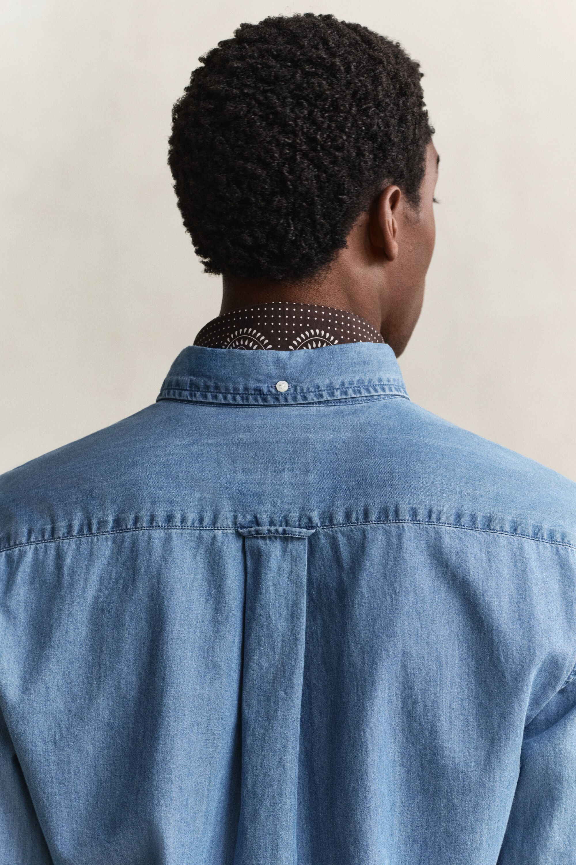 Camisa índigo regular fit