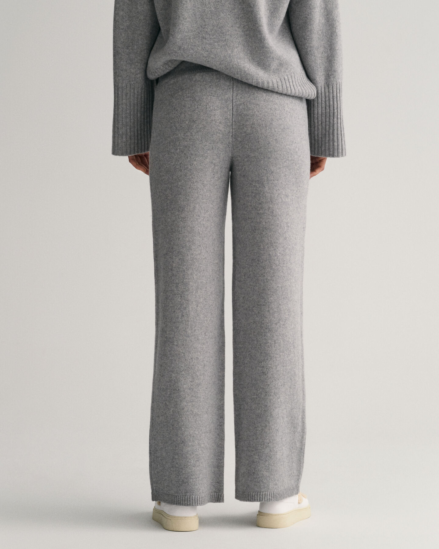 Cal&ccedil;as Lounge