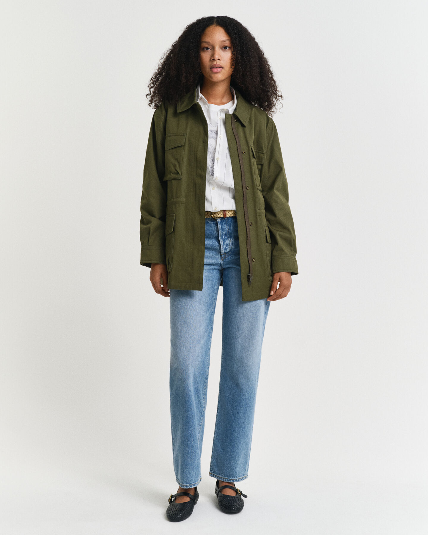 Cal&ccedil;as de ganga Rigid com perna a direito