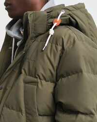 Blusão de penas de comprimento médio grosso