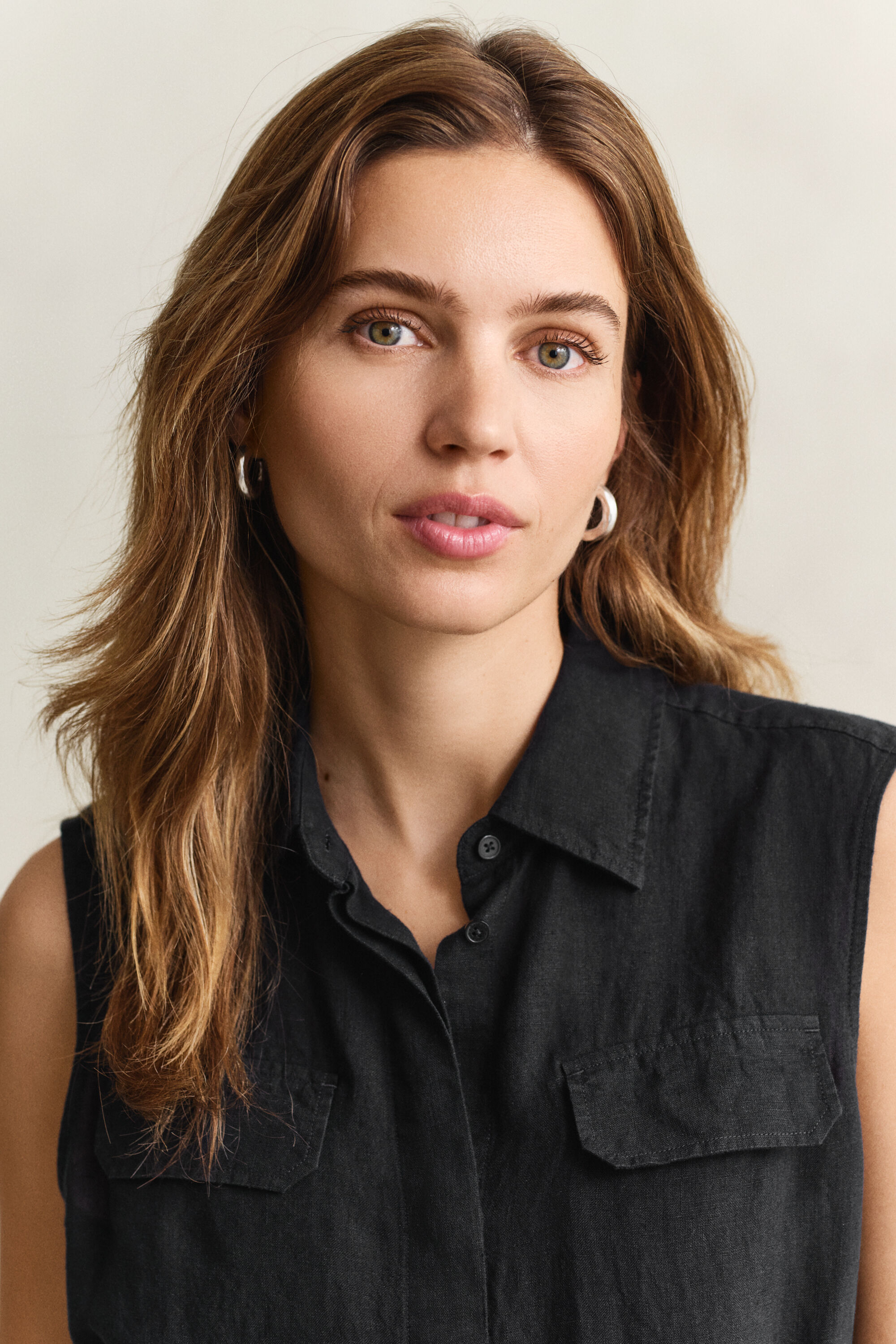 Vestido sem mangas em linho