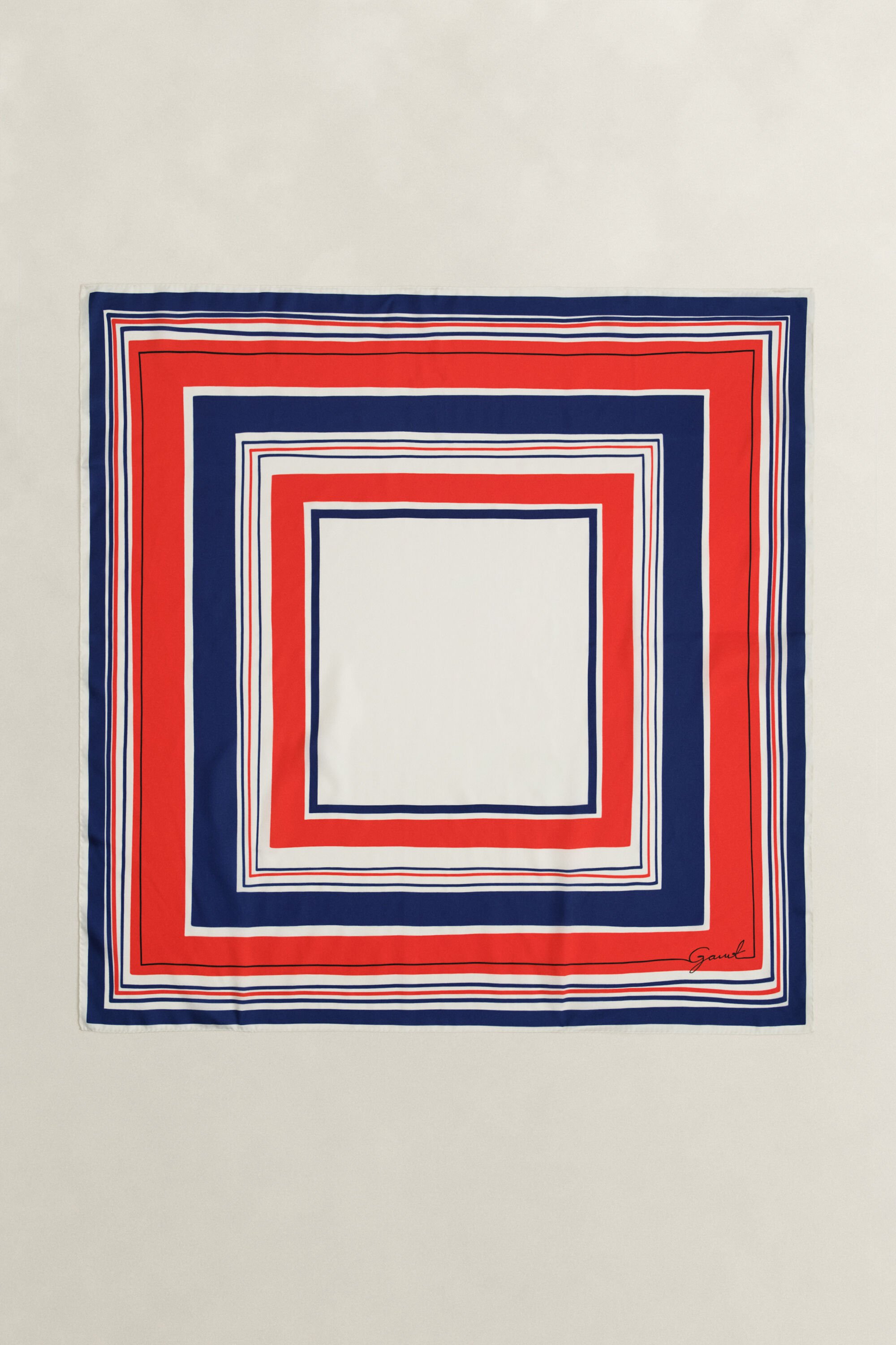 Lenço em seda às riscas náuticas