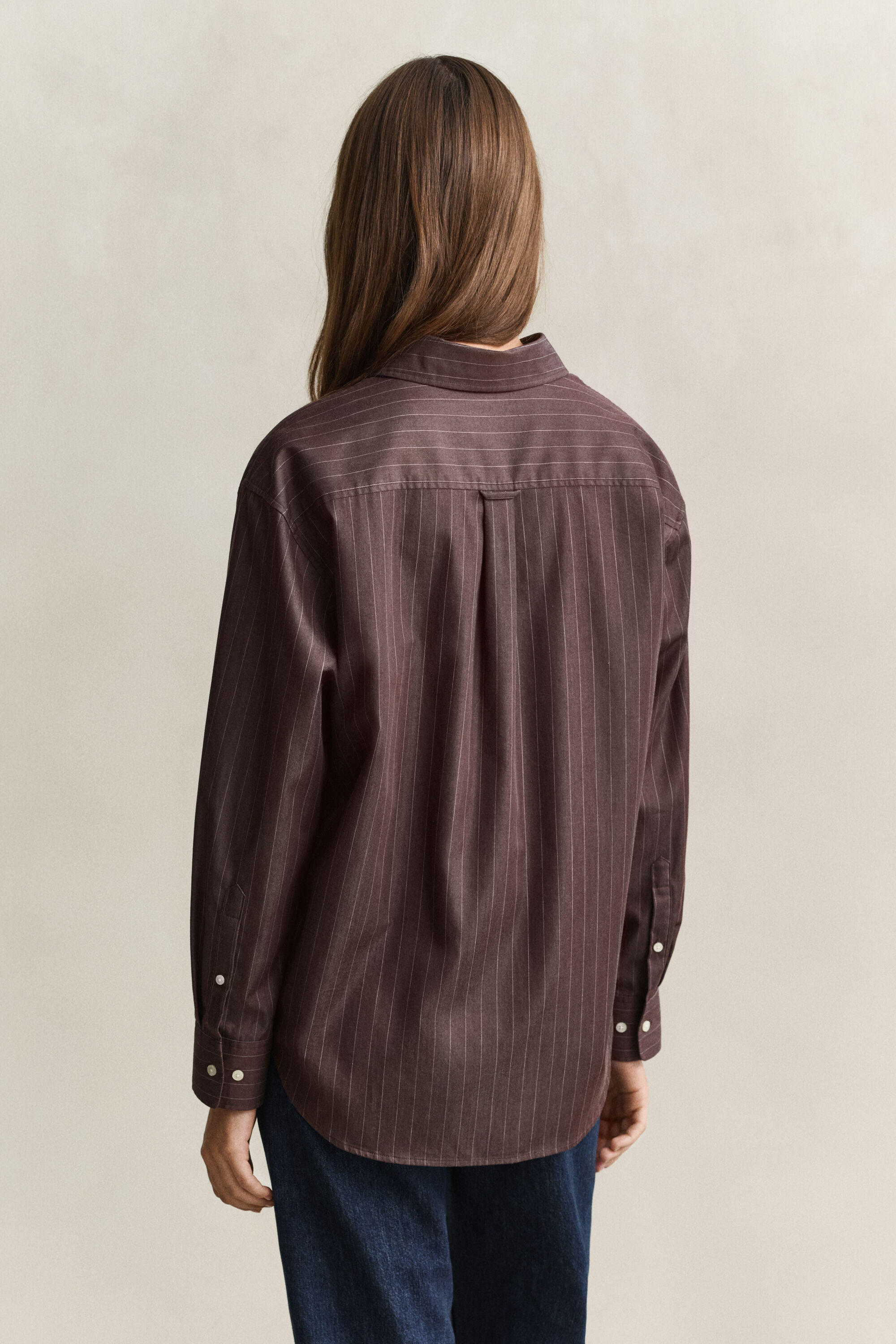Camisa em popelina às riscas relaxed fit