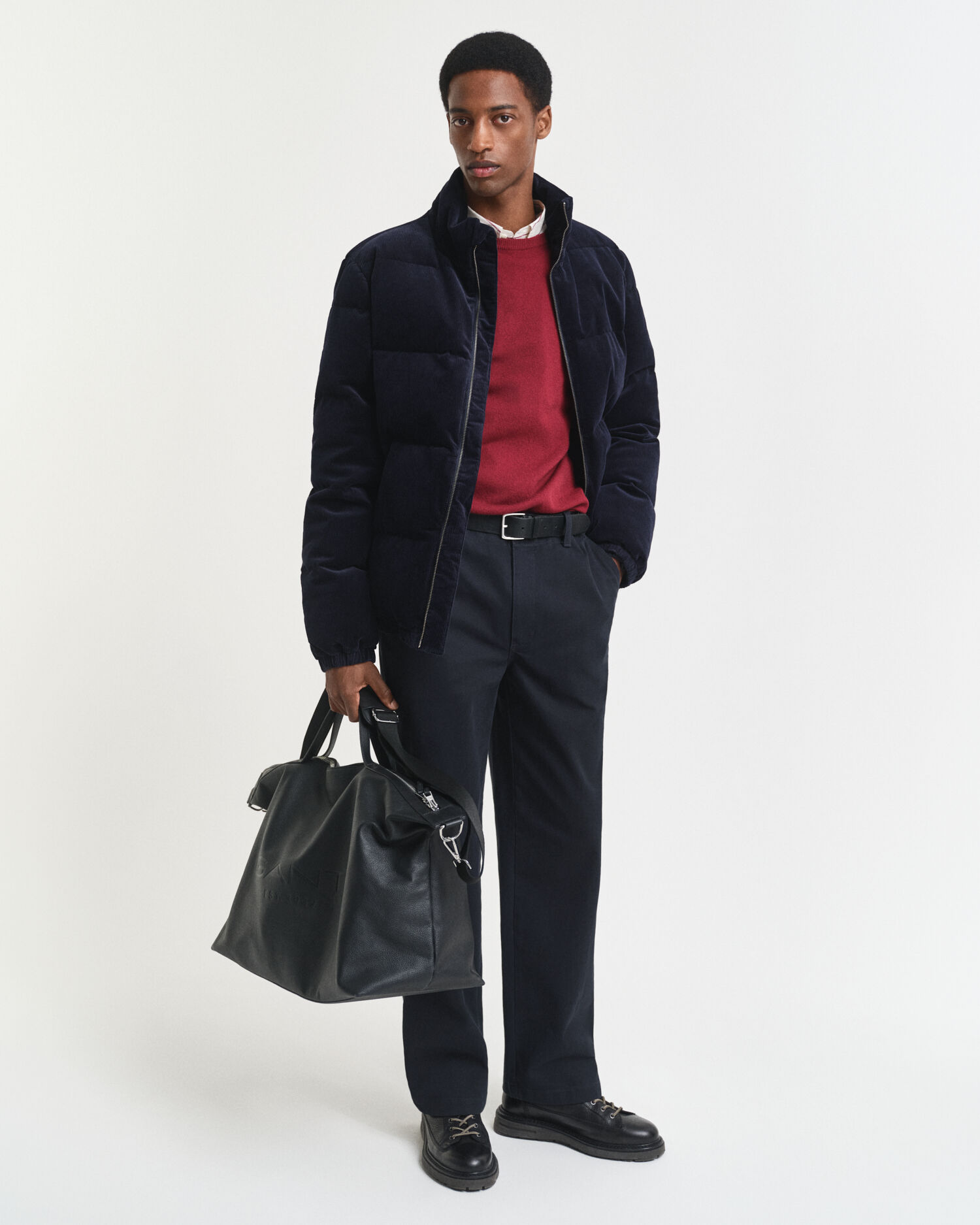 Camisola de malha com decote redondo em lã extrafina