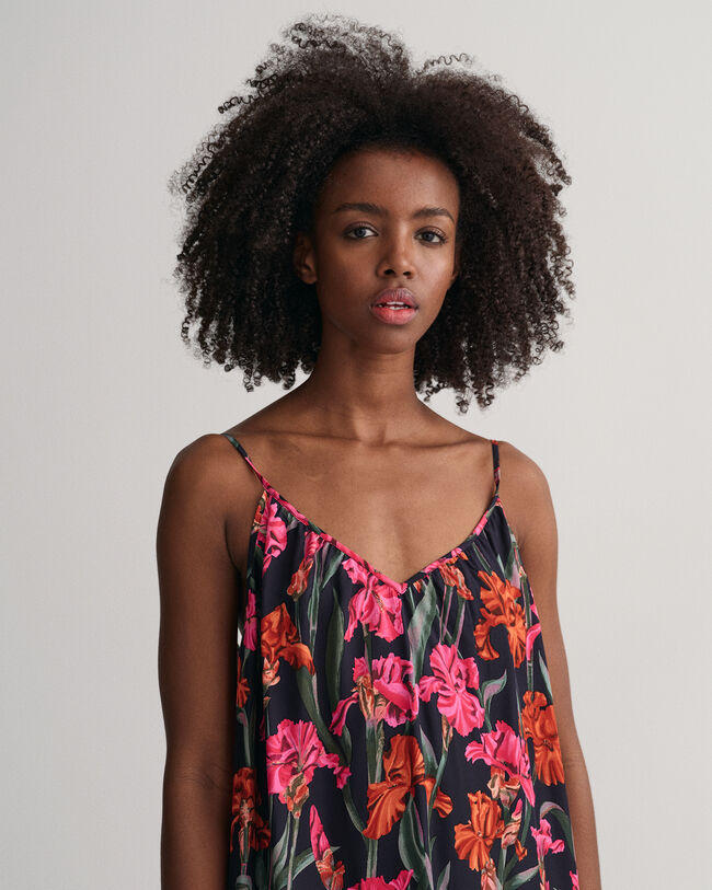 Vestido maxi estampado com alças finas