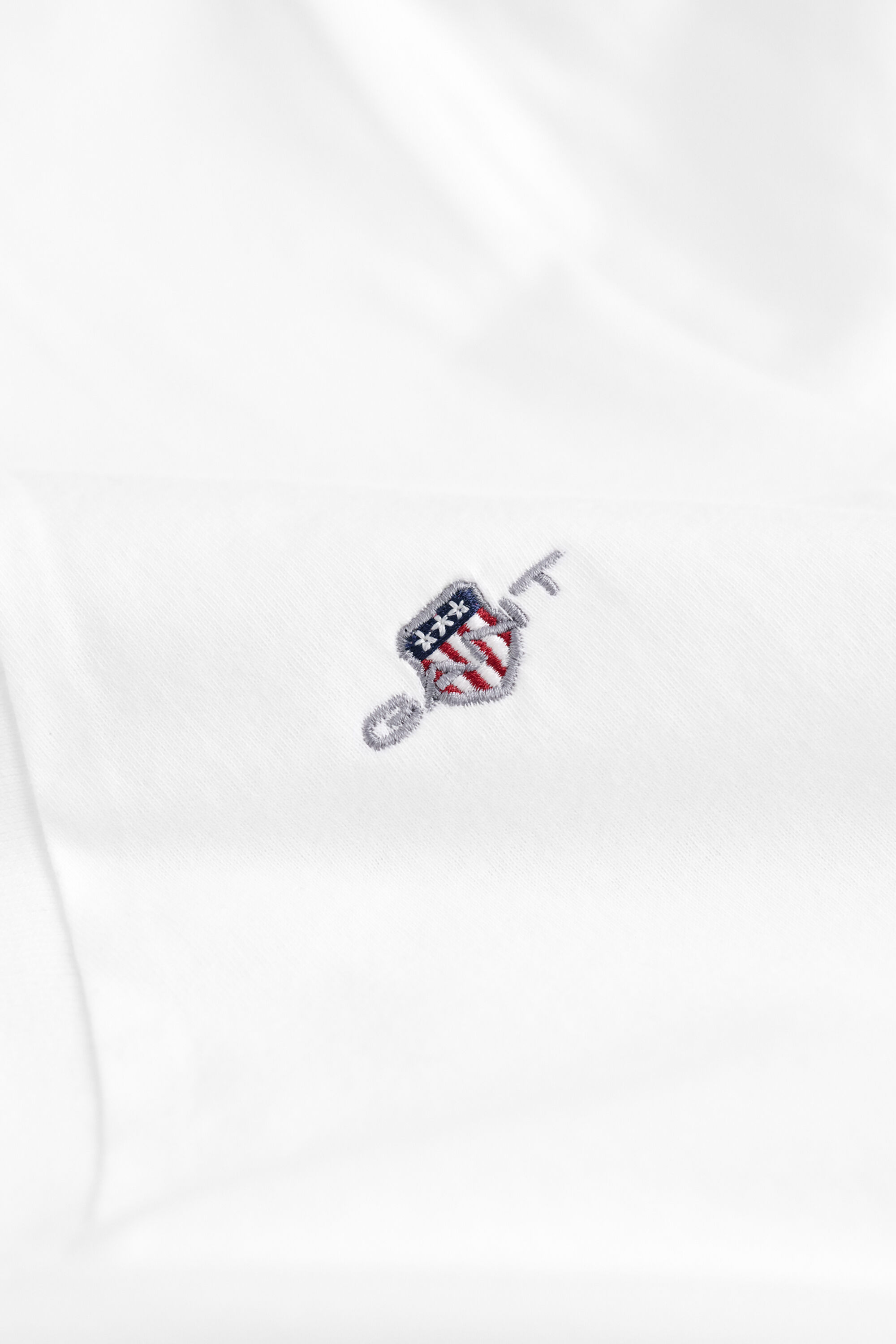 T-shirt com decote em V Shield