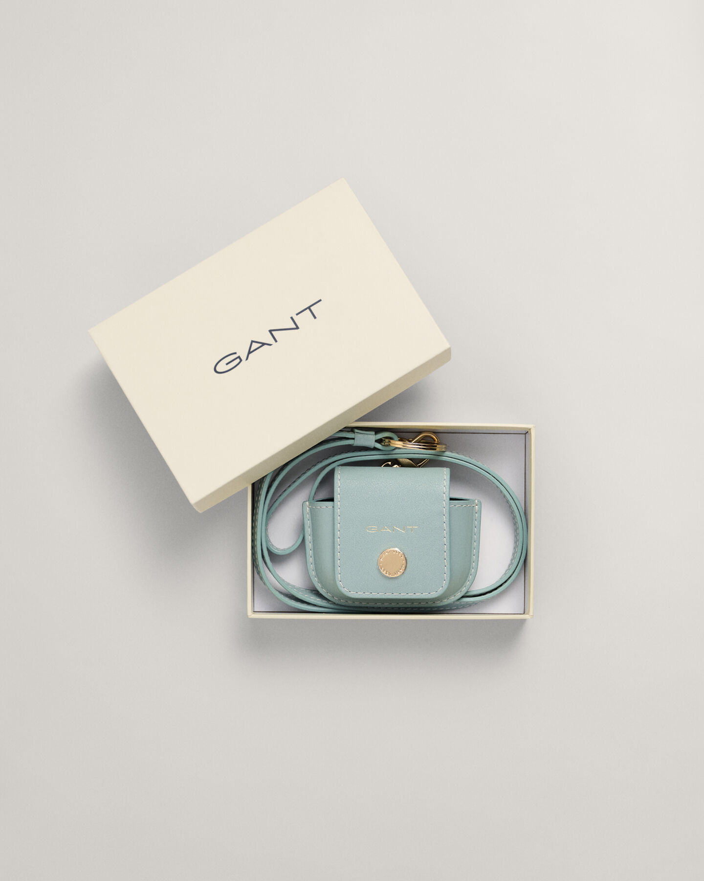 Bolsa de usar ao pescoço em pele