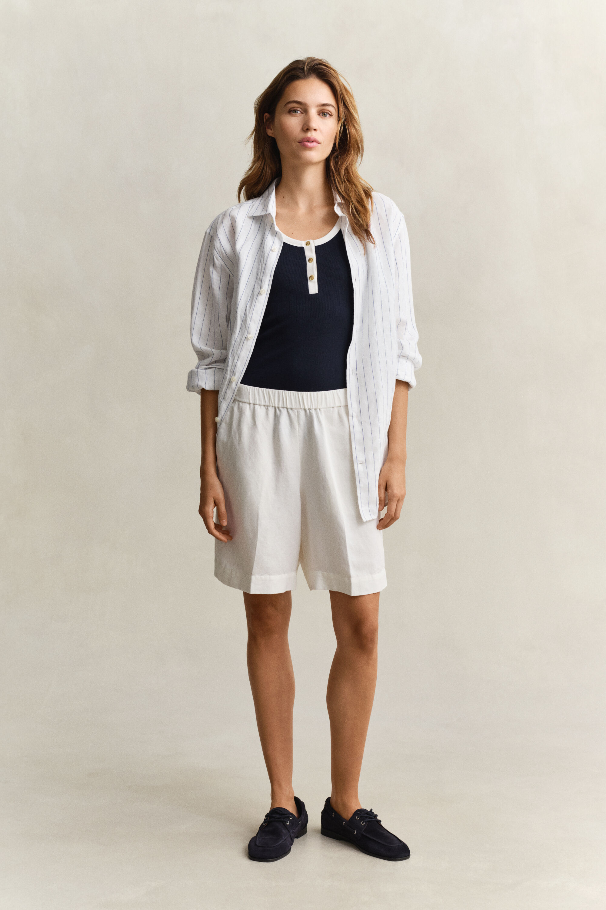 Calções em mistura de linho