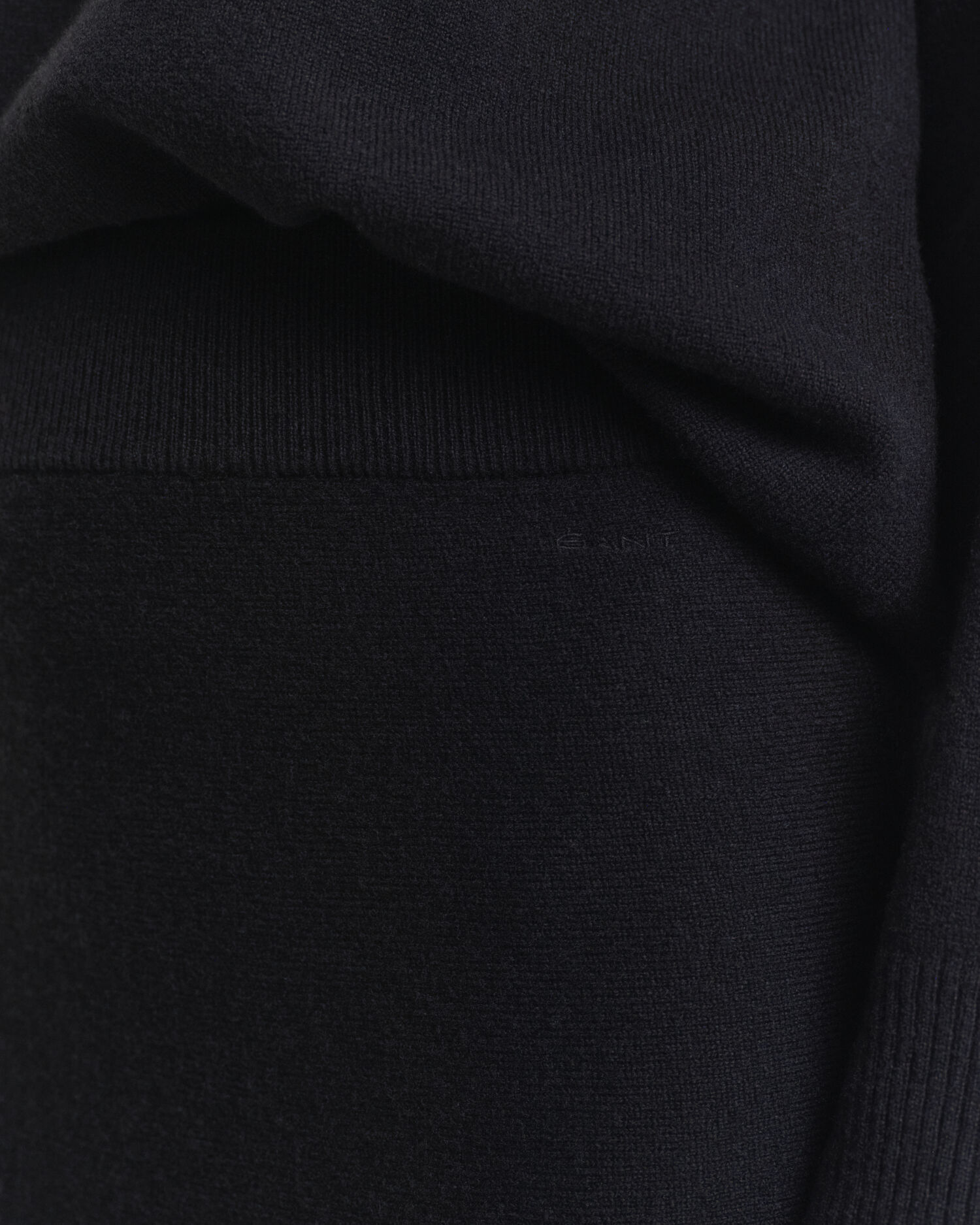 Saia em lã extrafina