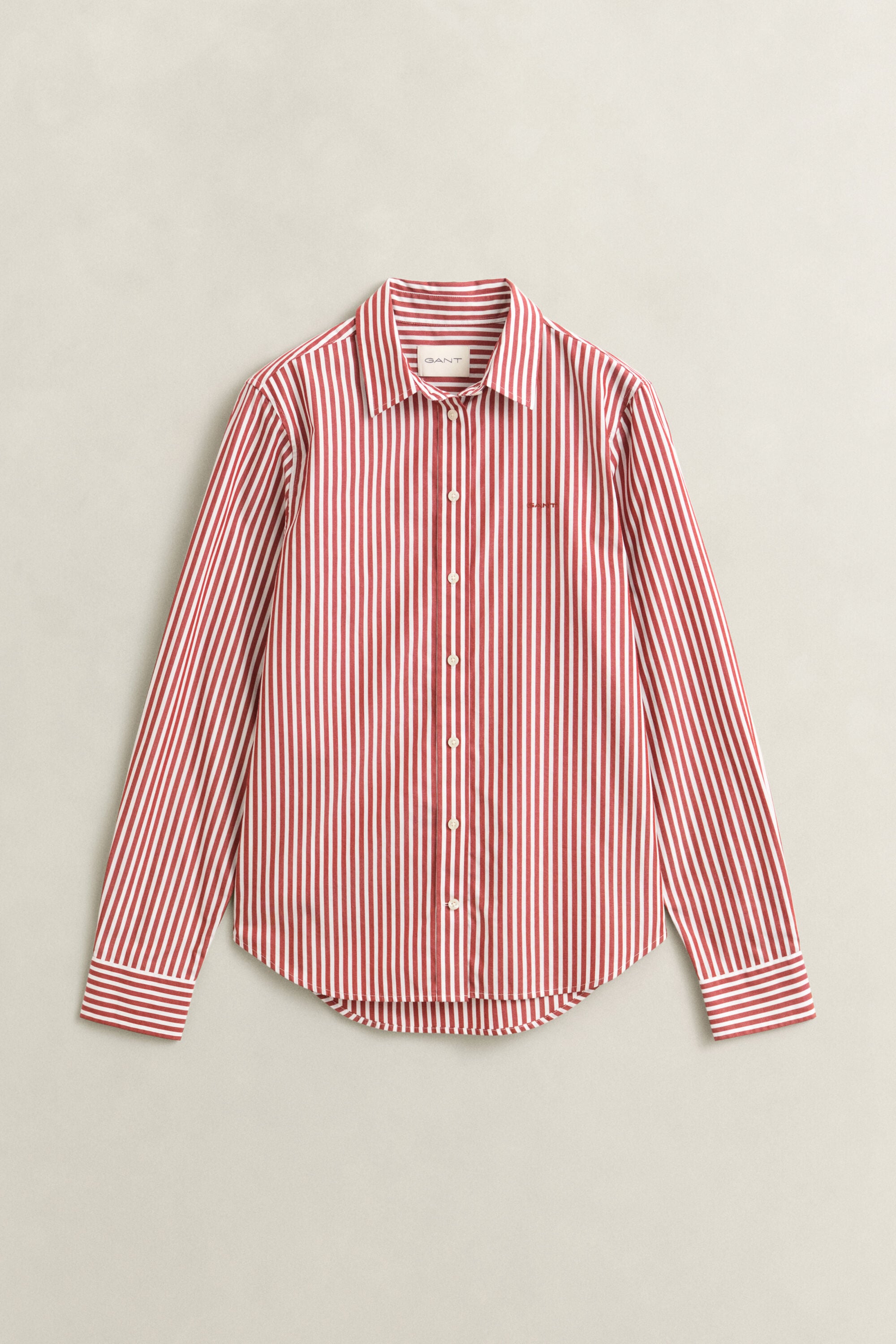 Camisa em popelina às riscas clássica regular fit