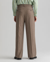 Calças de fato com padrão de xadrez e pregas