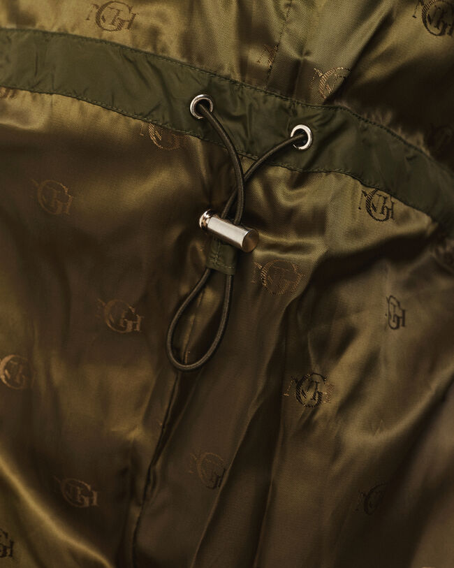 Sobretudo de penas comprido