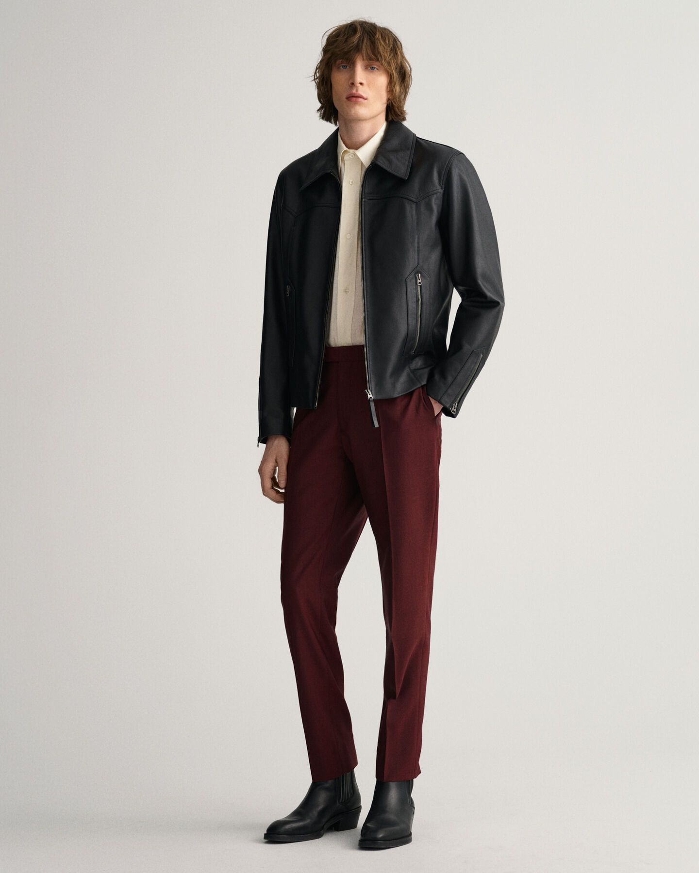 Blusão em pele curto