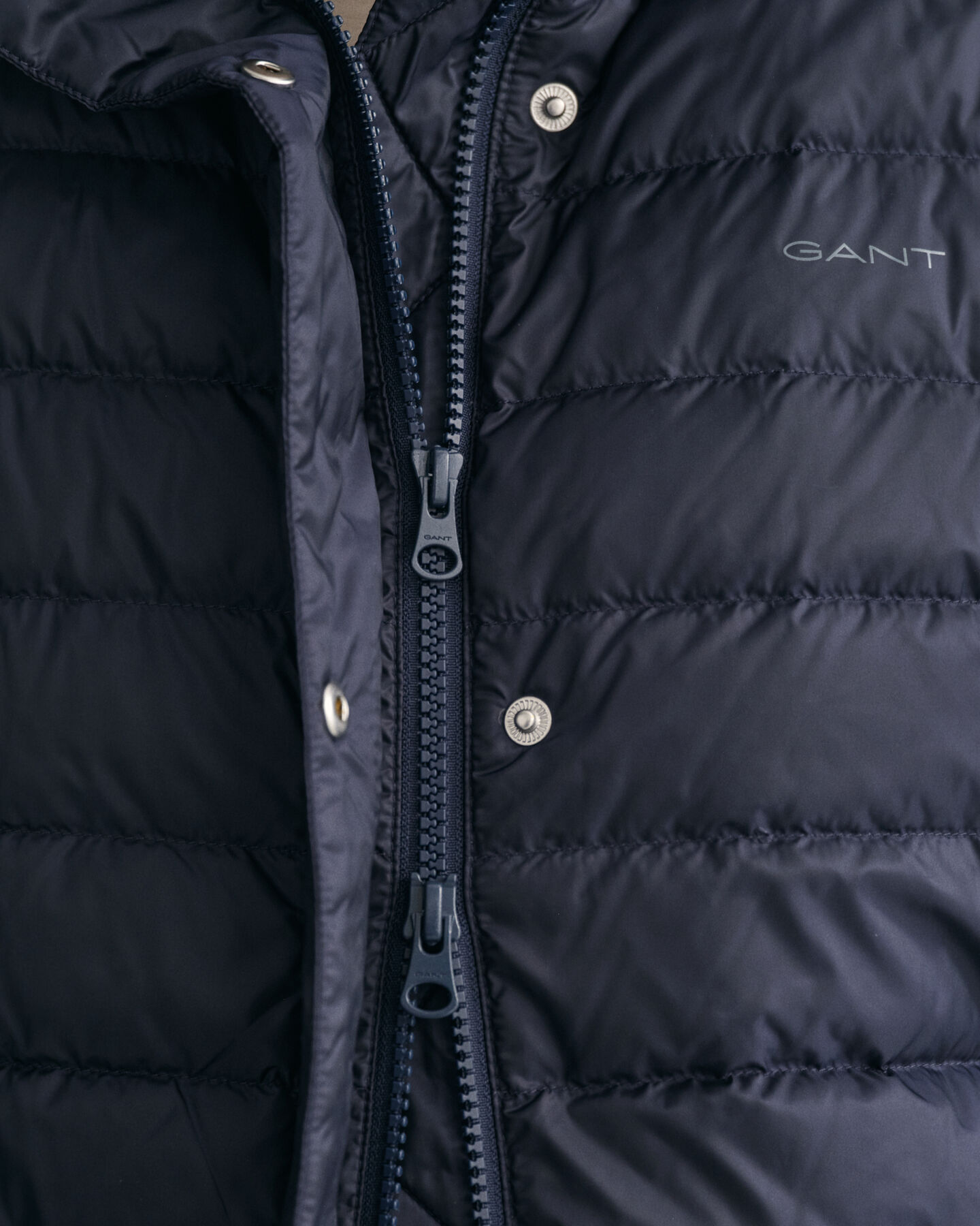 Sobretudo de penas leve