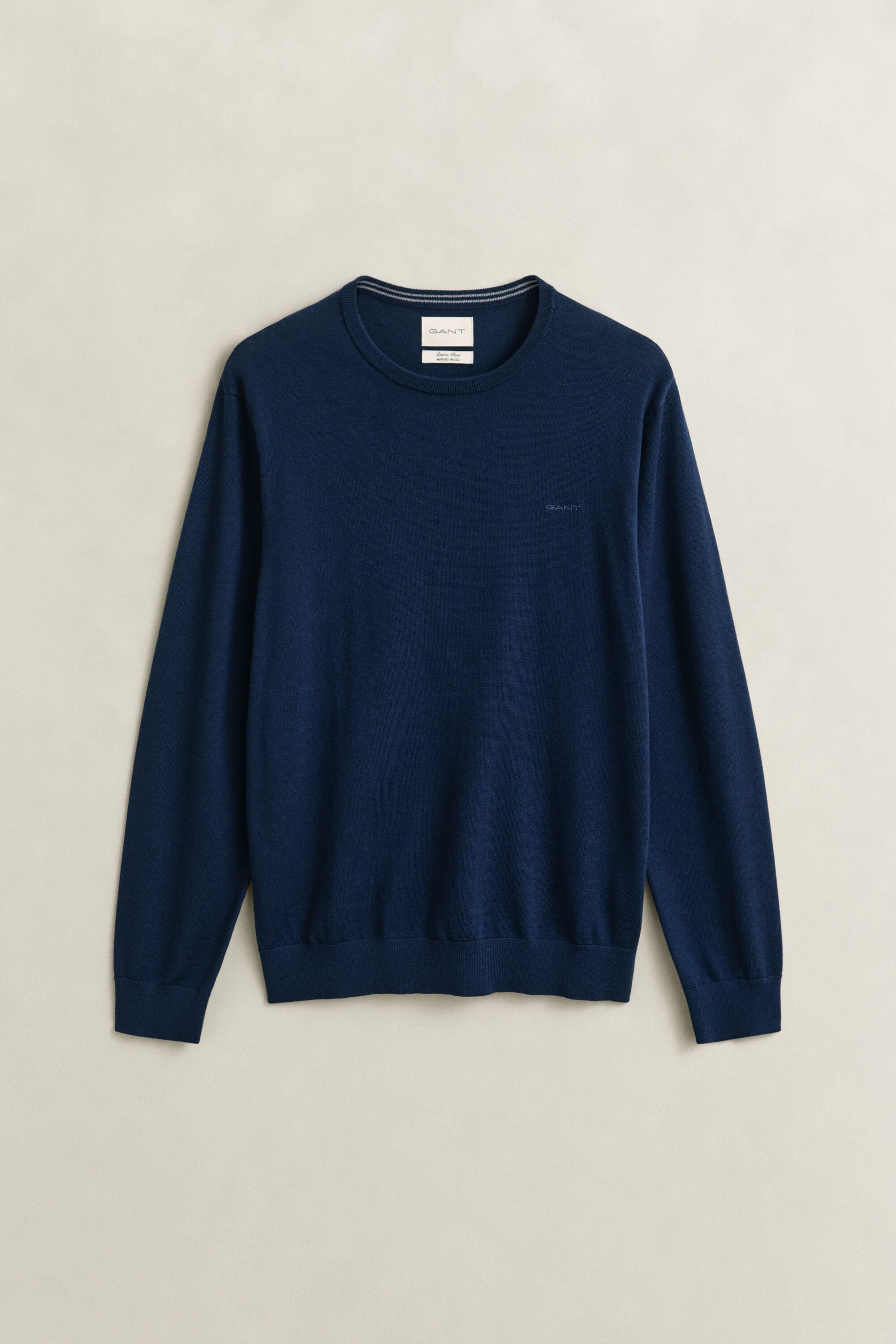 Camisola de malha com decote redondo em lã de merino