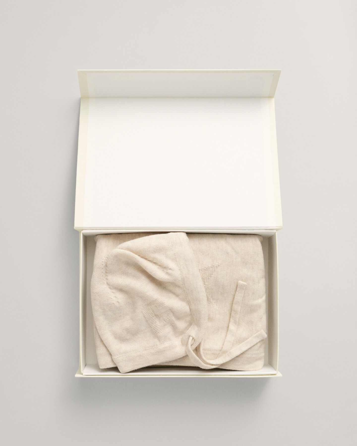 Conjunto de oferta com gorro e manta Baby