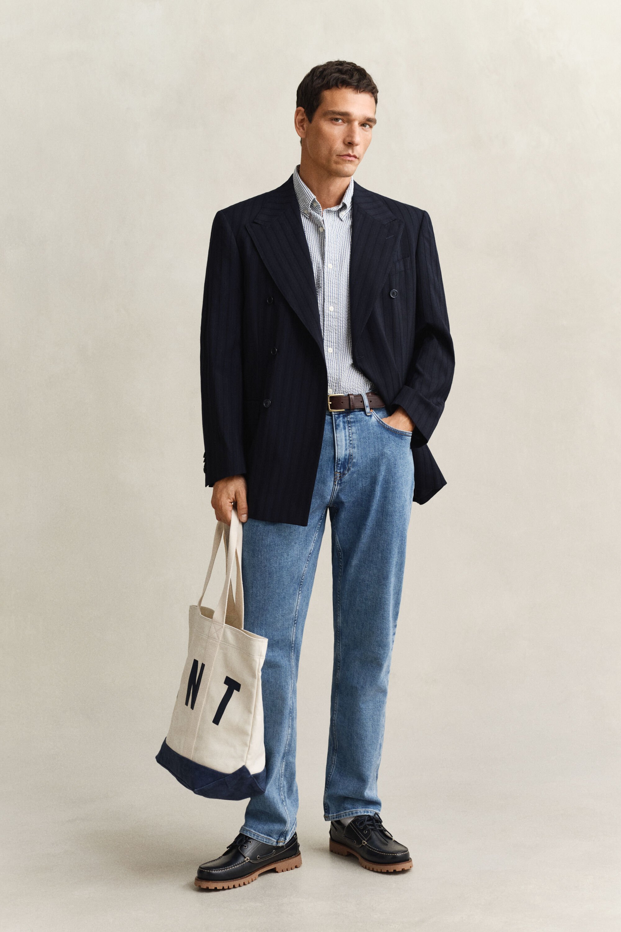 Camisa de manga curta Seersucker às riscas