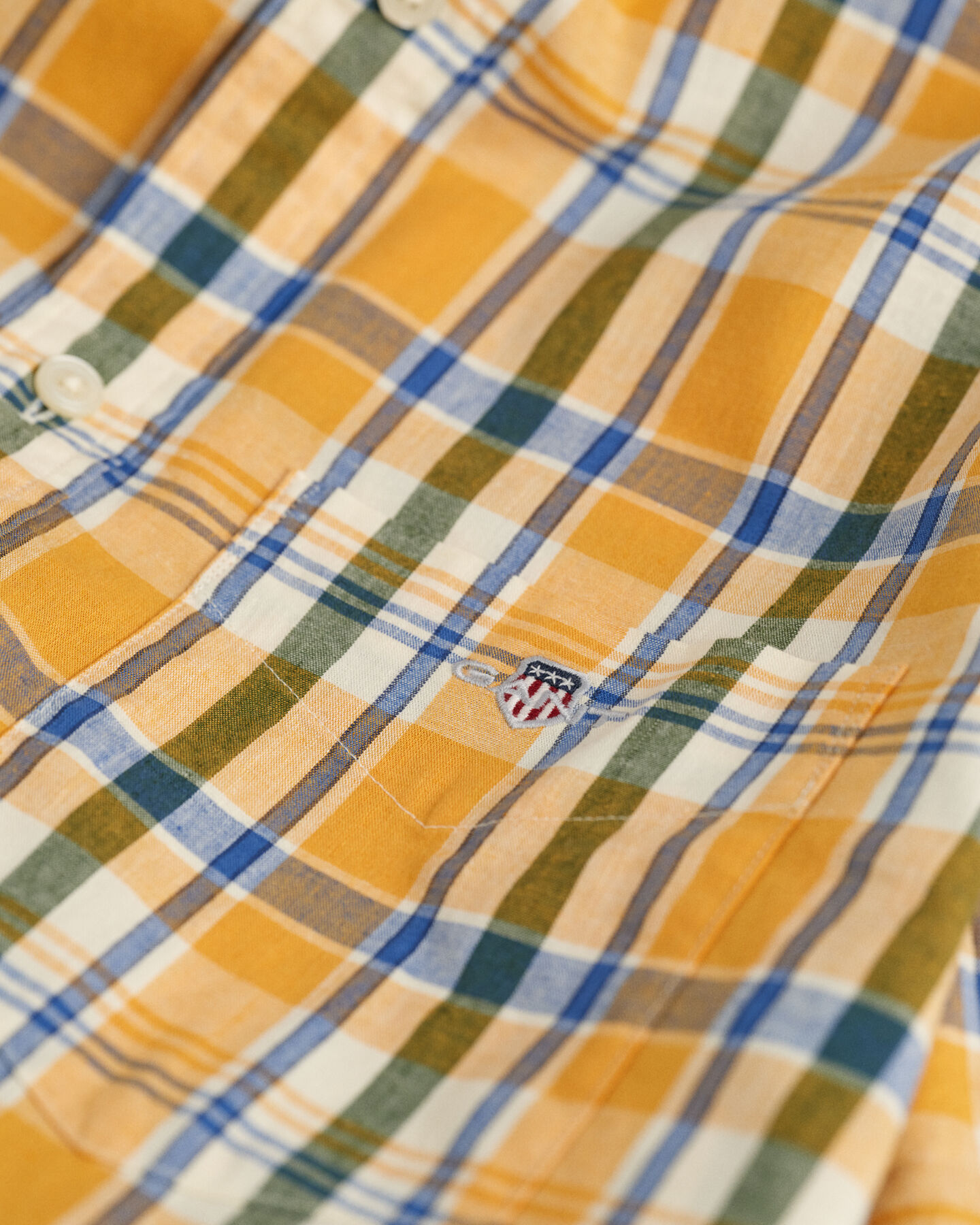 Camisa de manga curta em linho e algodão com padrão de xadrez regular fit