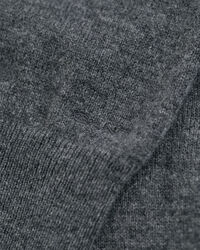 Camisola de malha com decote redondo em lã extrafina