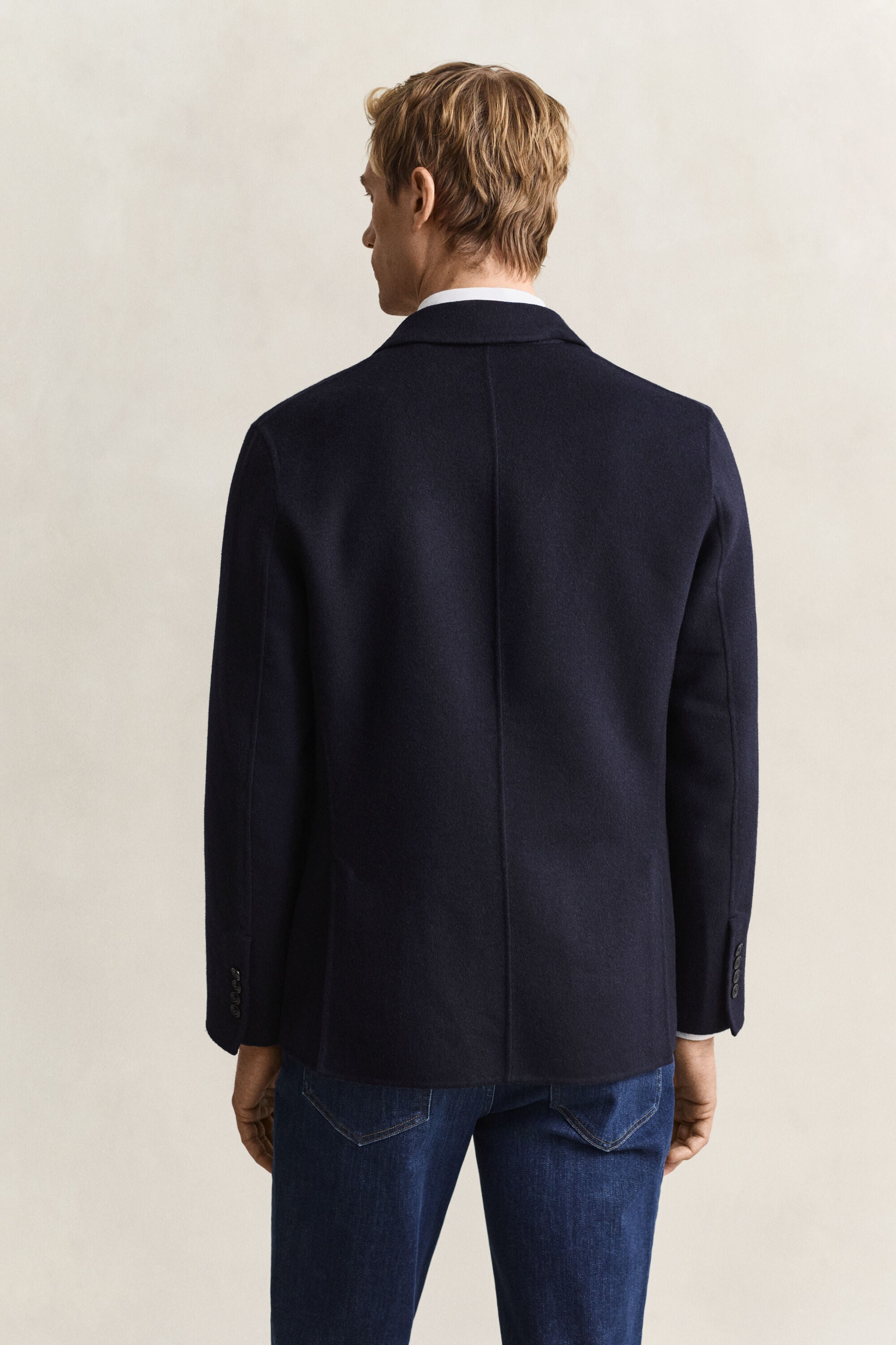 Blazer cosido à mão