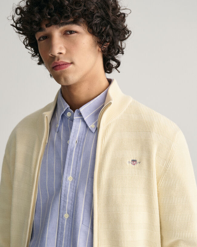 Casaco de malha com fecho de correr em algod&atilde;o texturizado &agrave;s riscas