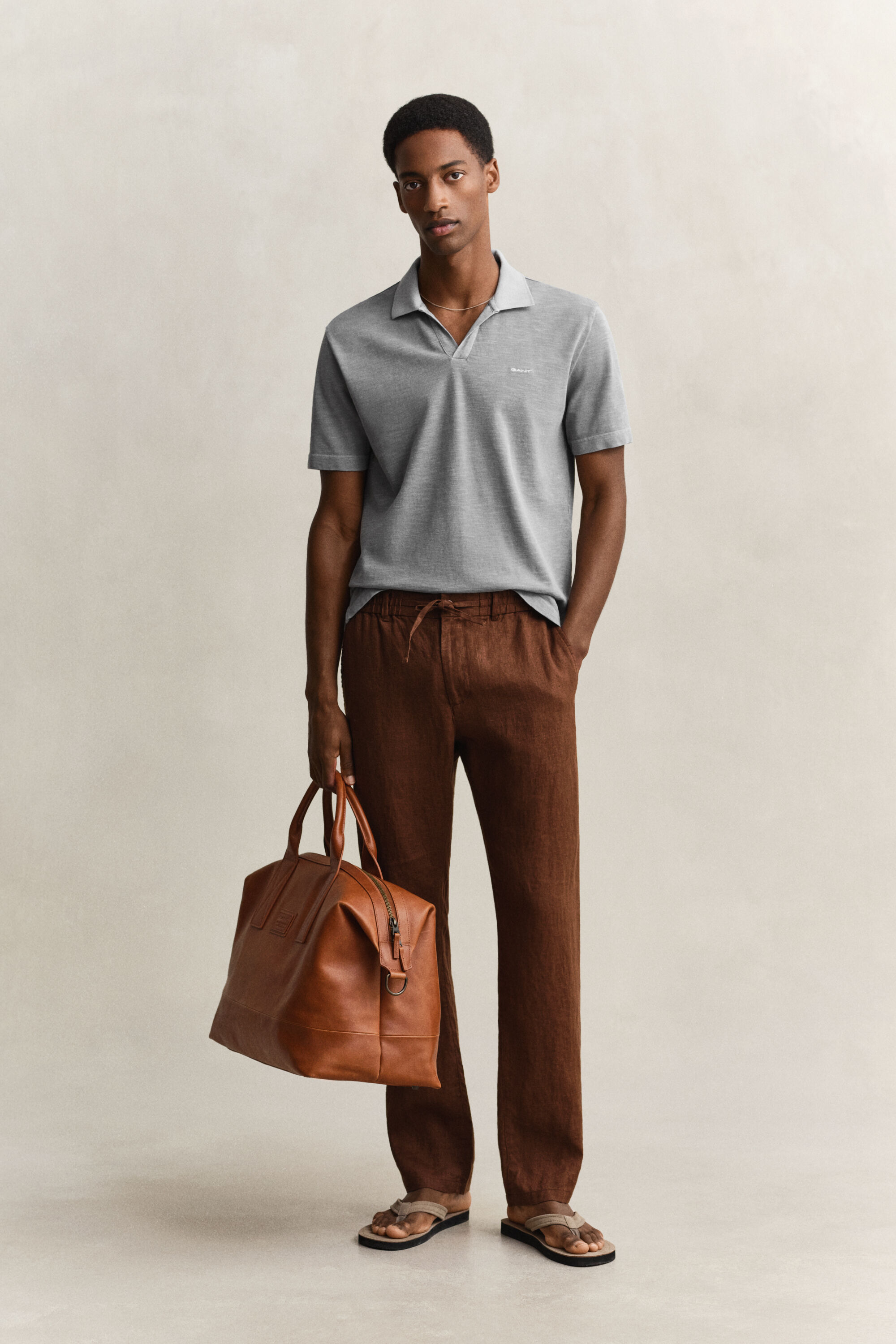 Polo com efeito desgastado