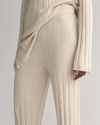 Calças em malha canelada