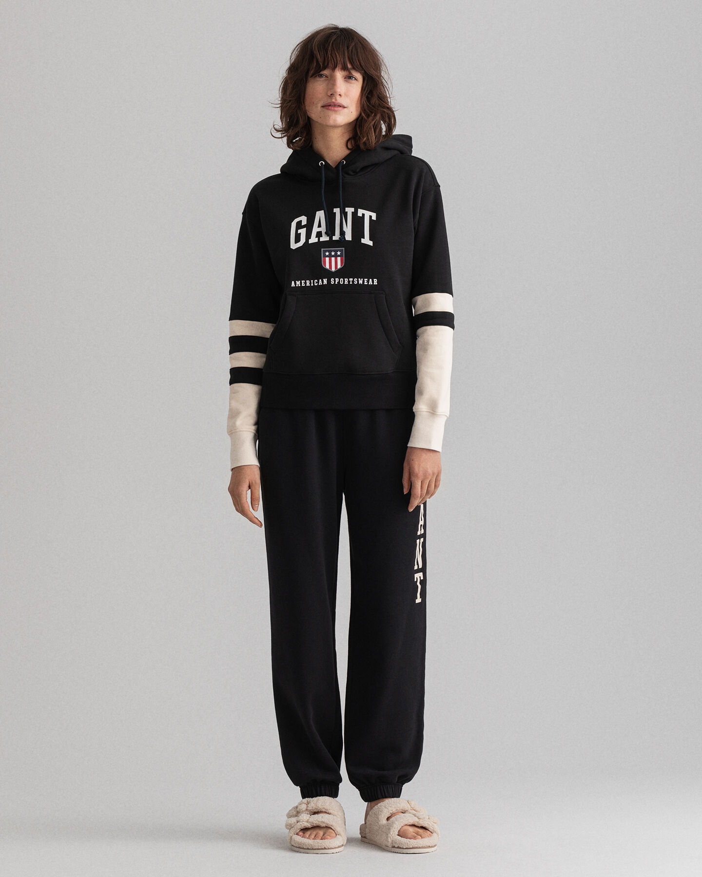 Cal&ccedil;as desportivas Retro Shield