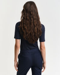 Camisola com decote redondo profundo