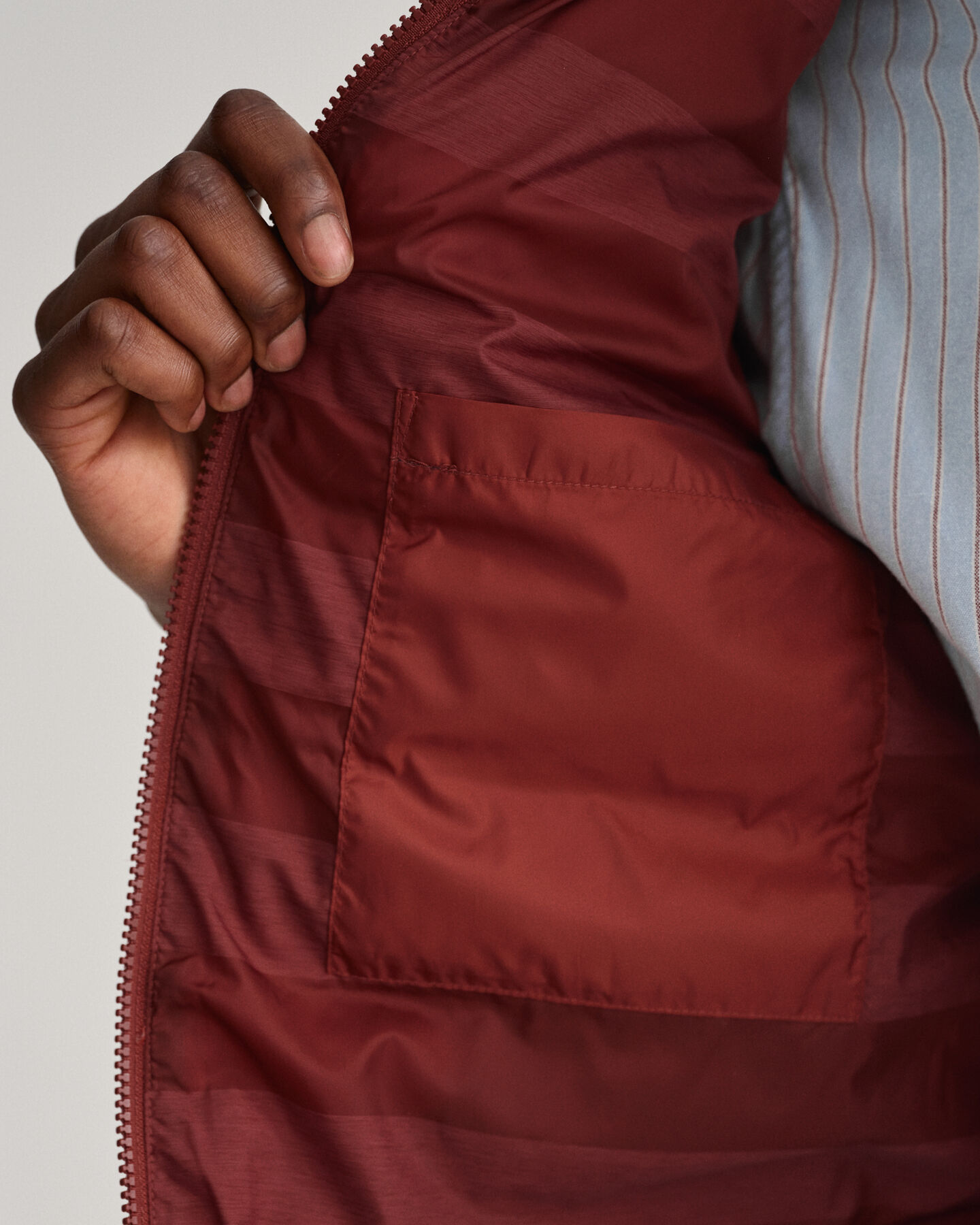 Blusão de penas leve