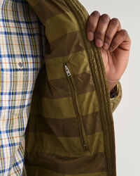 Blusão de penas leve