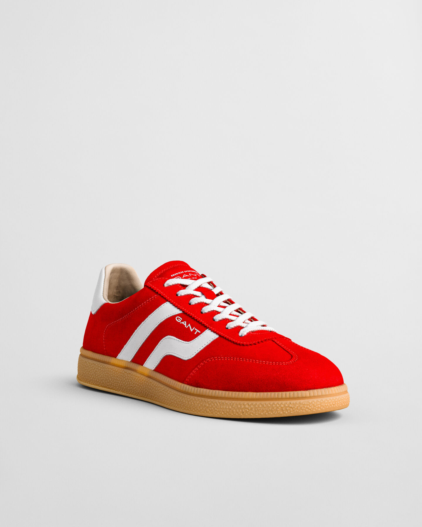 Ténis em camurça Cuzmo