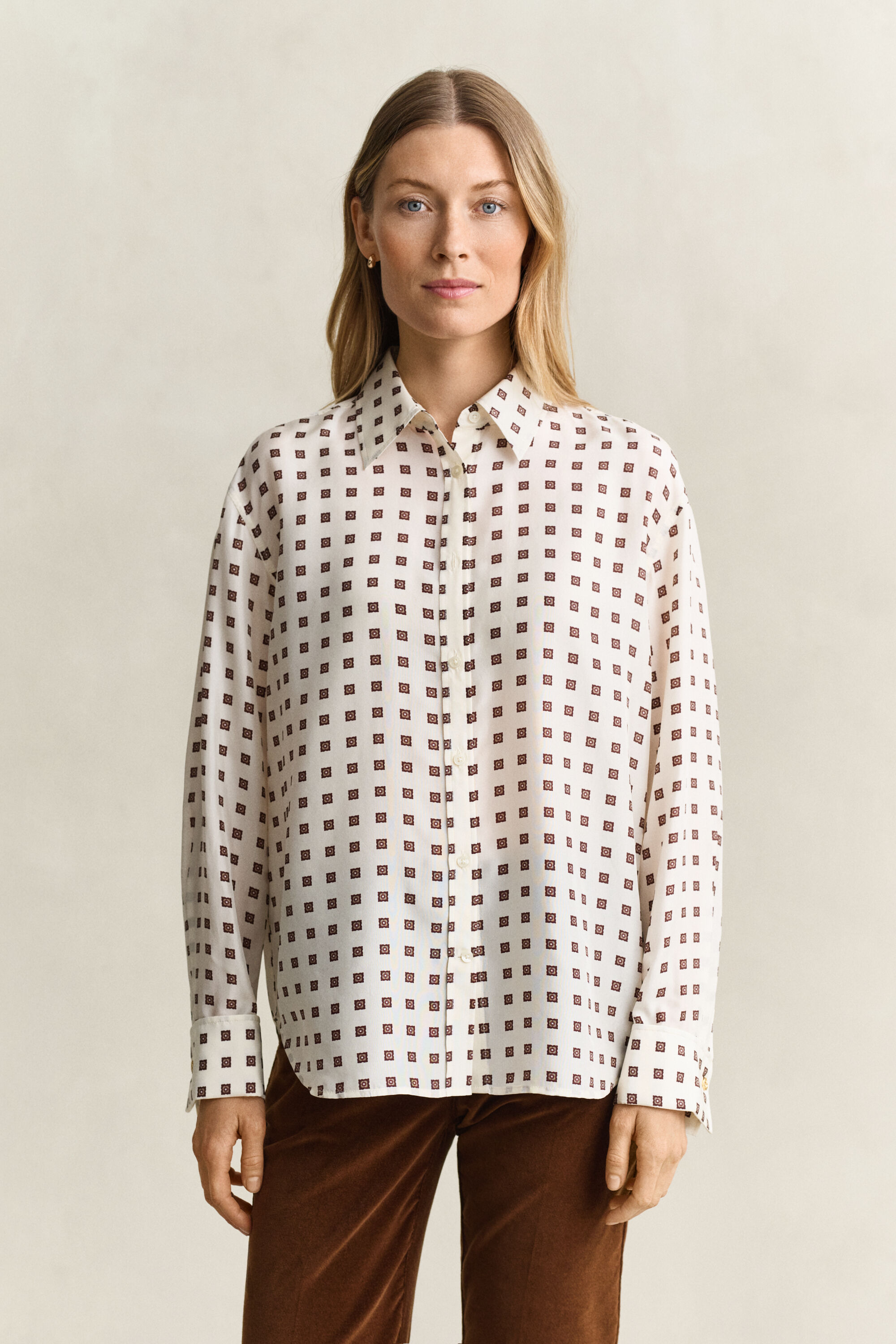 Blusa em seda Habotai