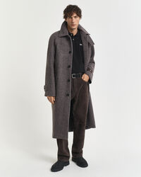 Polo com grafismo pequeno