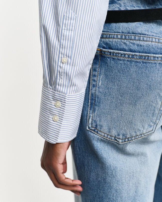 Camisa com detalhe com folhos às riscas regular fit