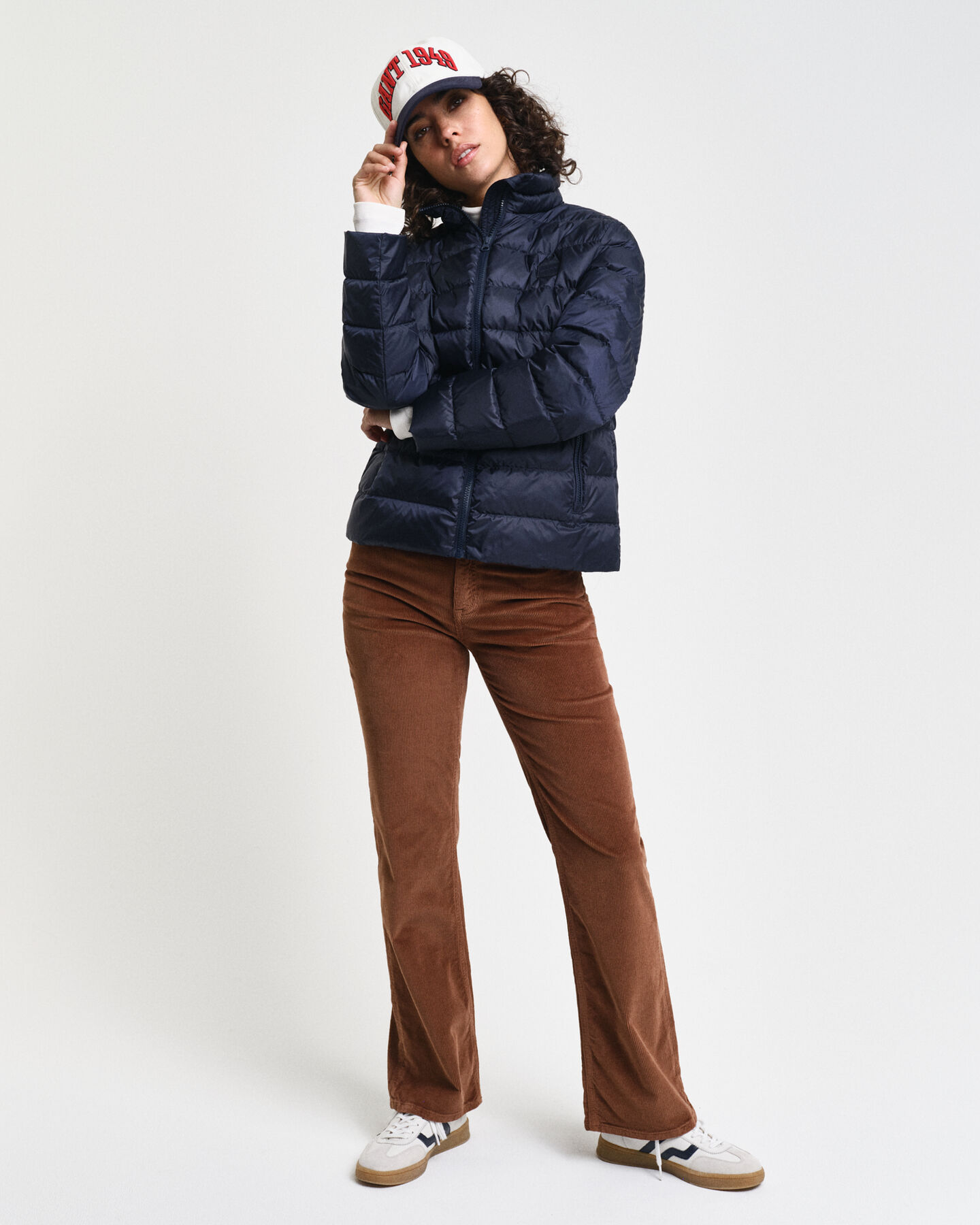 Blusão de penas leve com logótipo