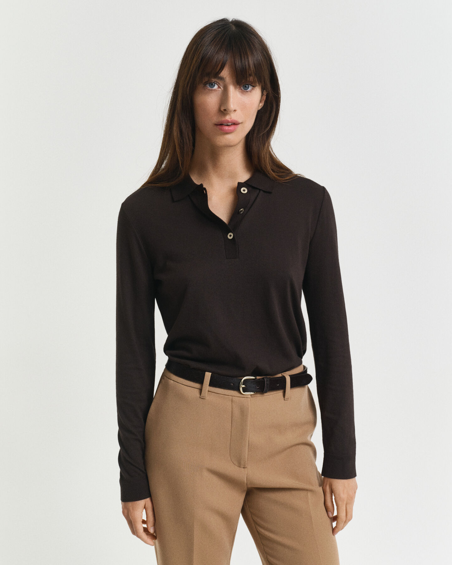 Polo de mangas compridas com botões