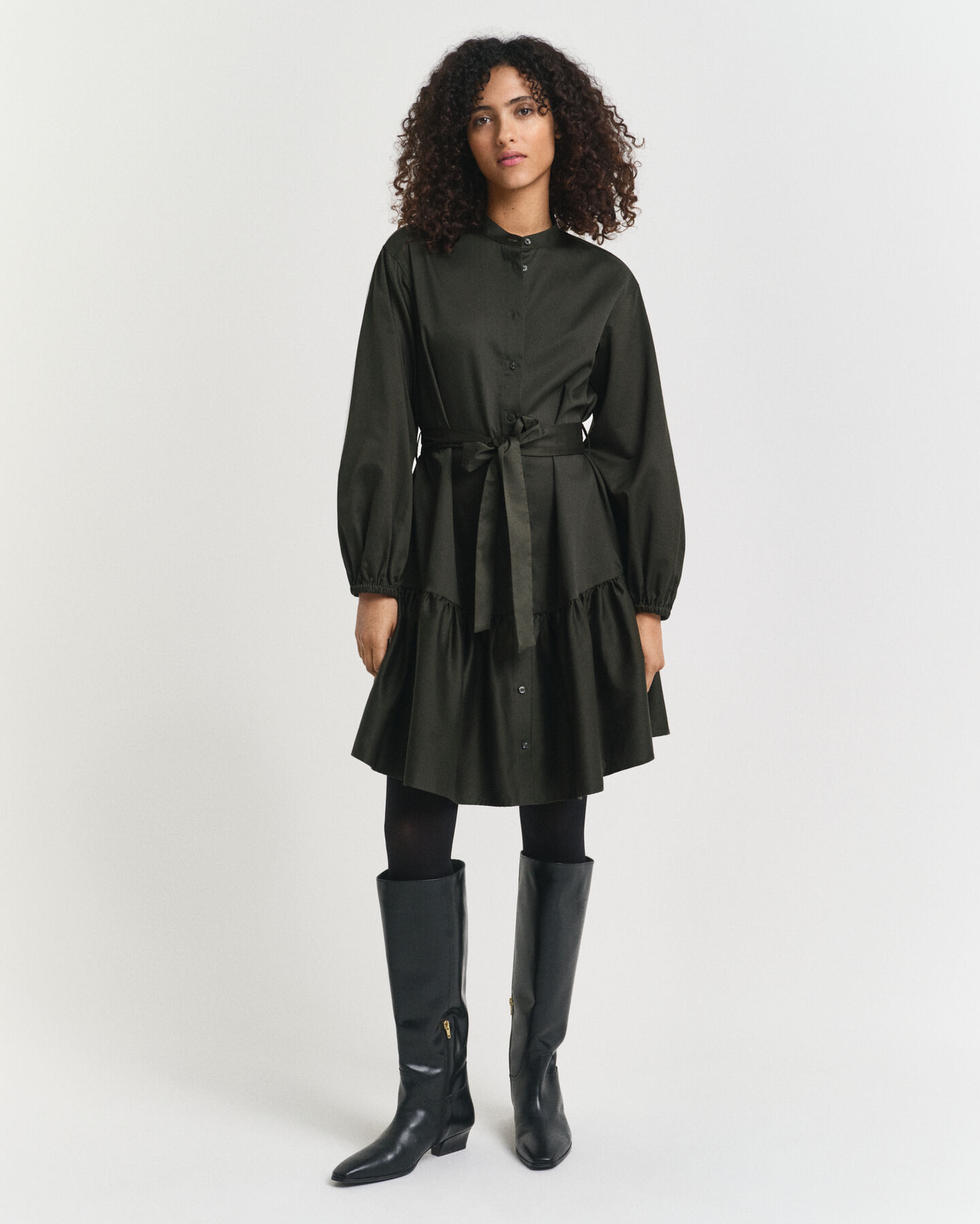 Vestido de manga comprida em algodão acetinado