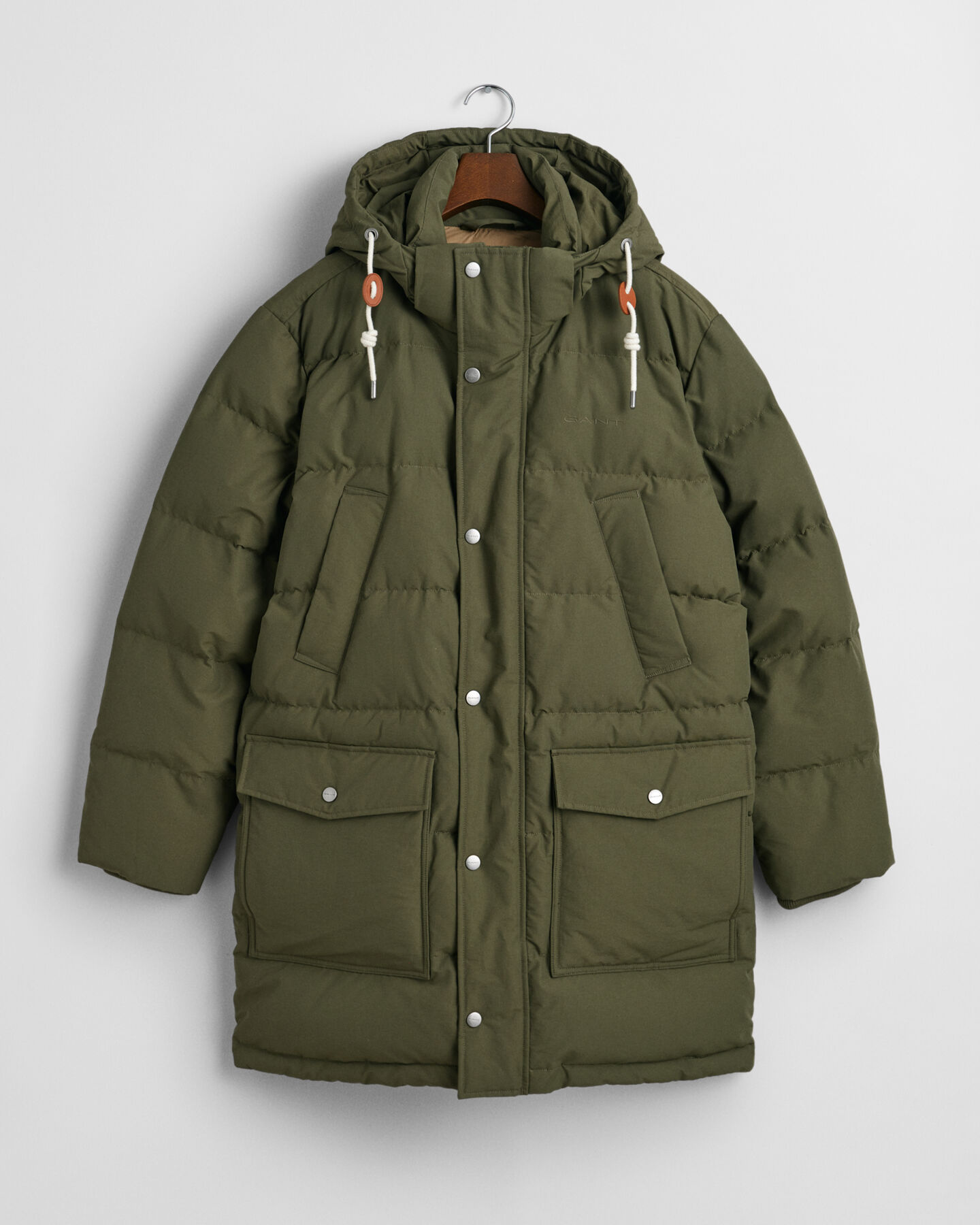 Blusão de penas de comprimento médio grosso