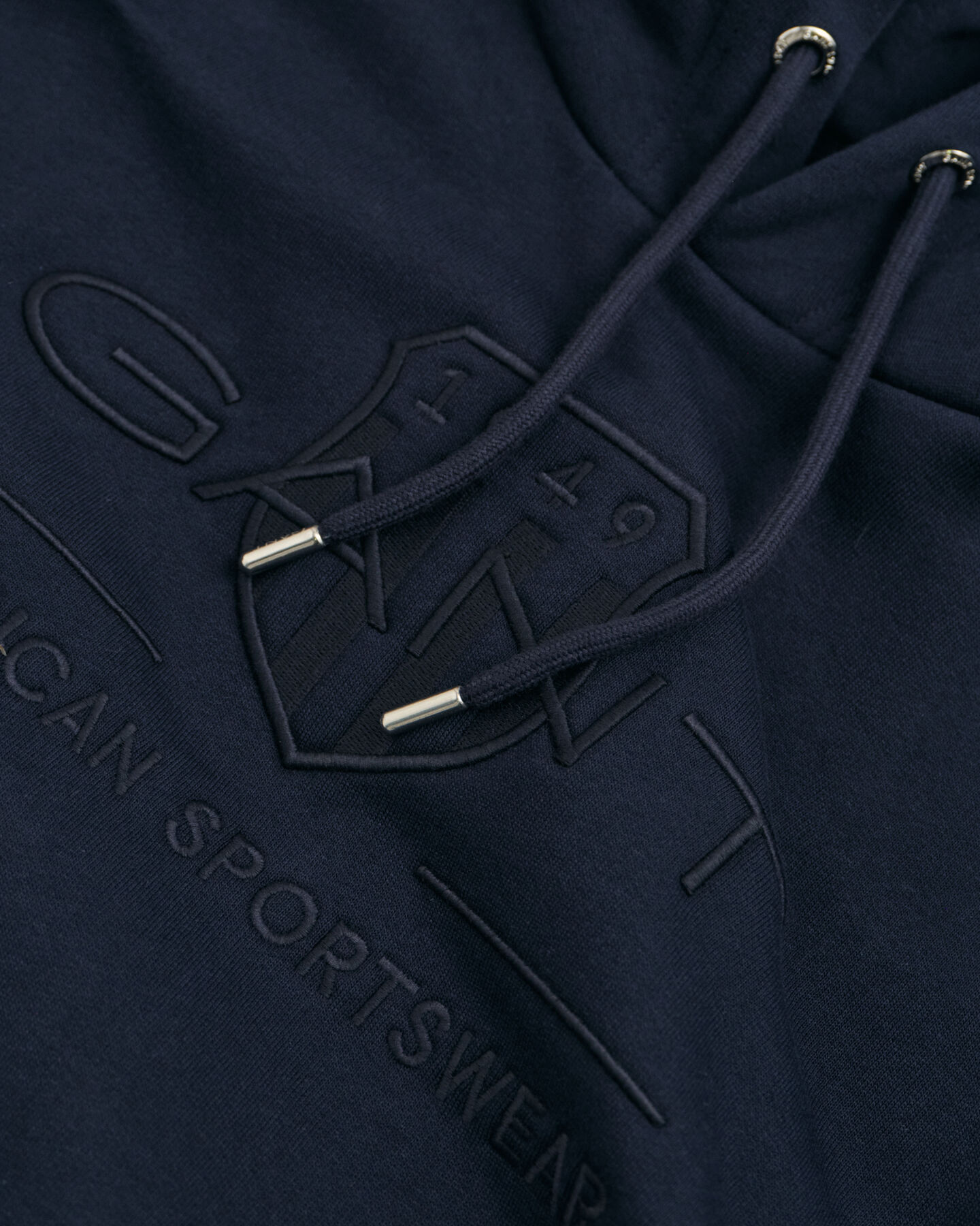 Sweatshirt com capuz Tonal Shield