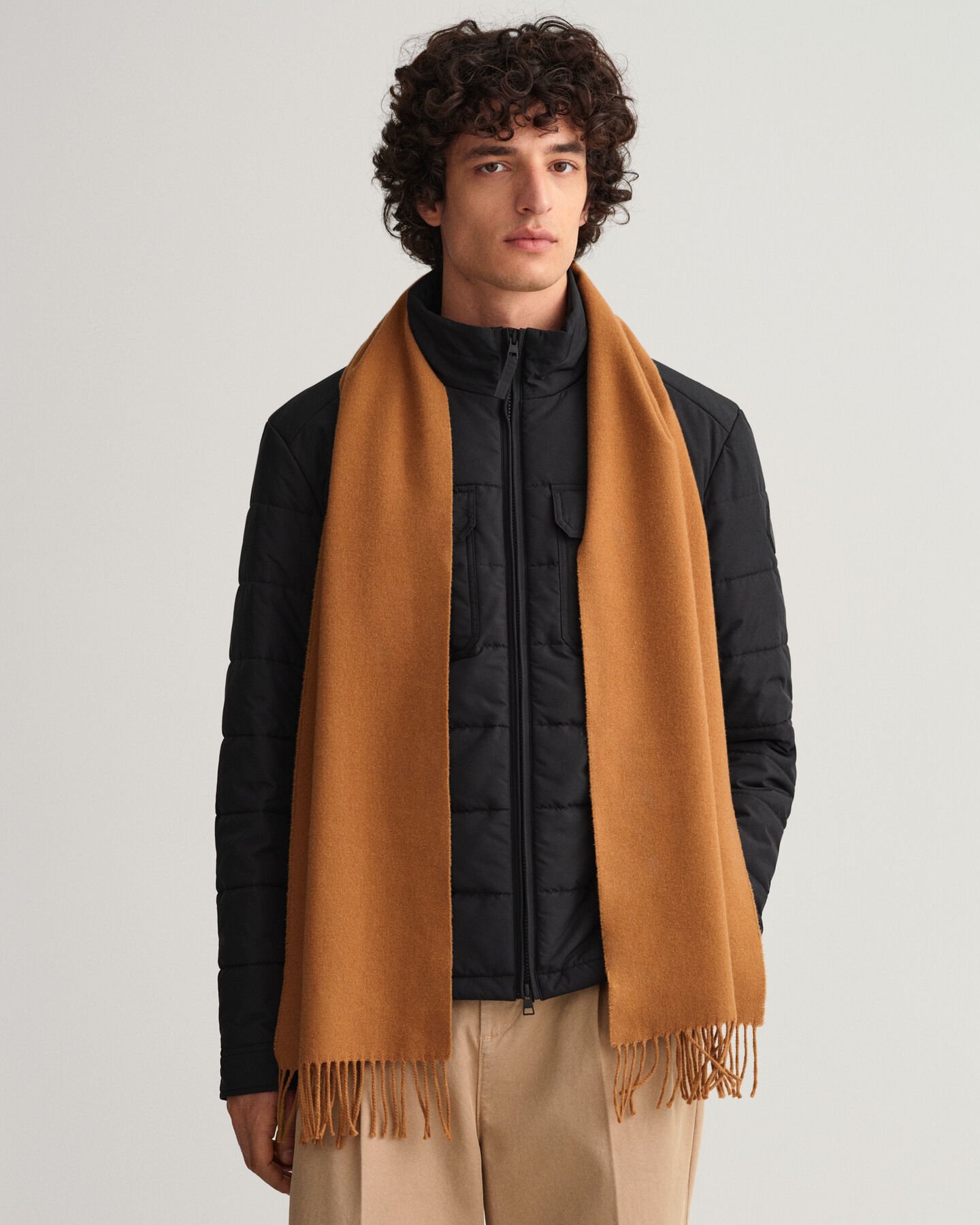 Cachecol liso em lã