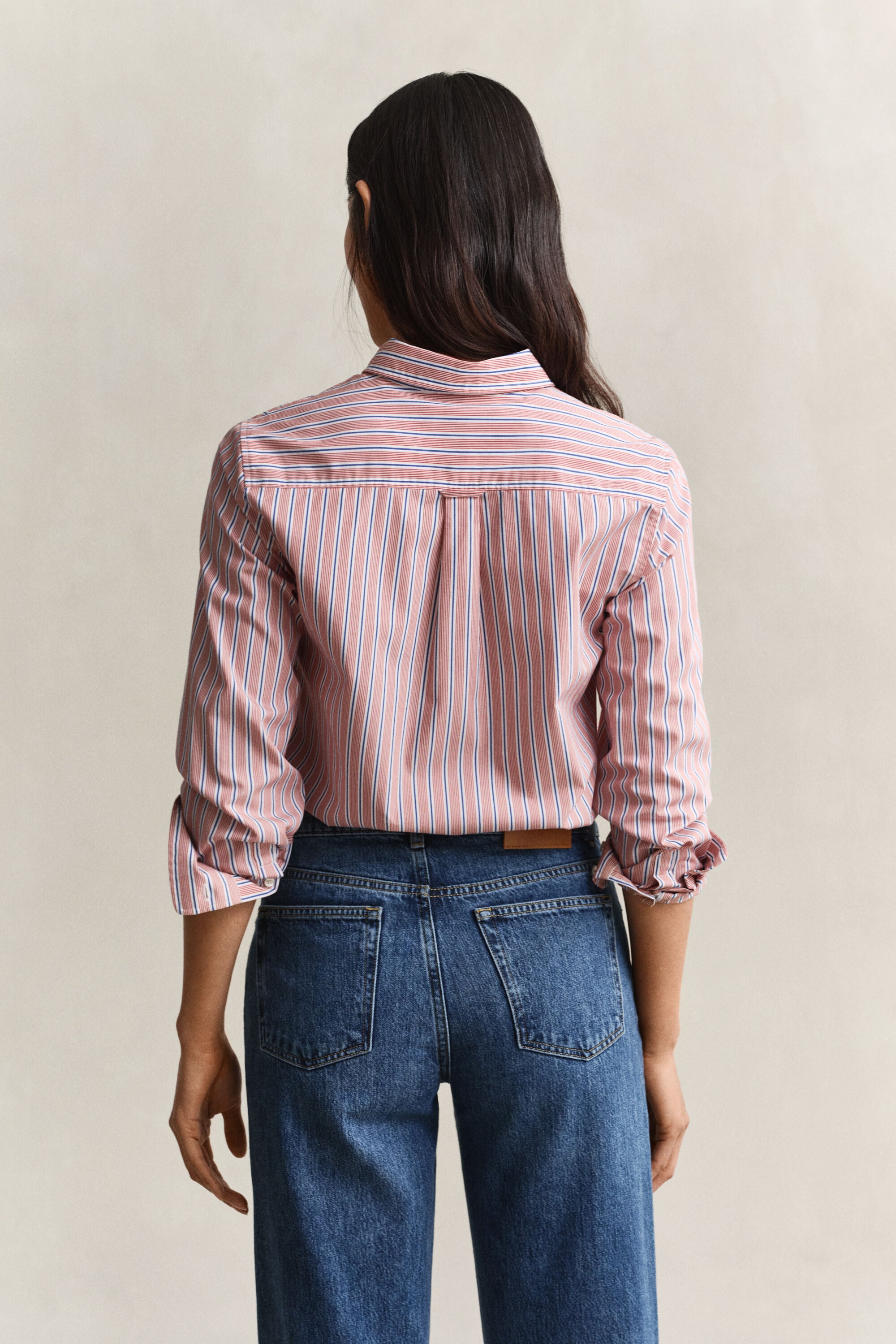 Camisa em popelina às riscas clássica regular fit