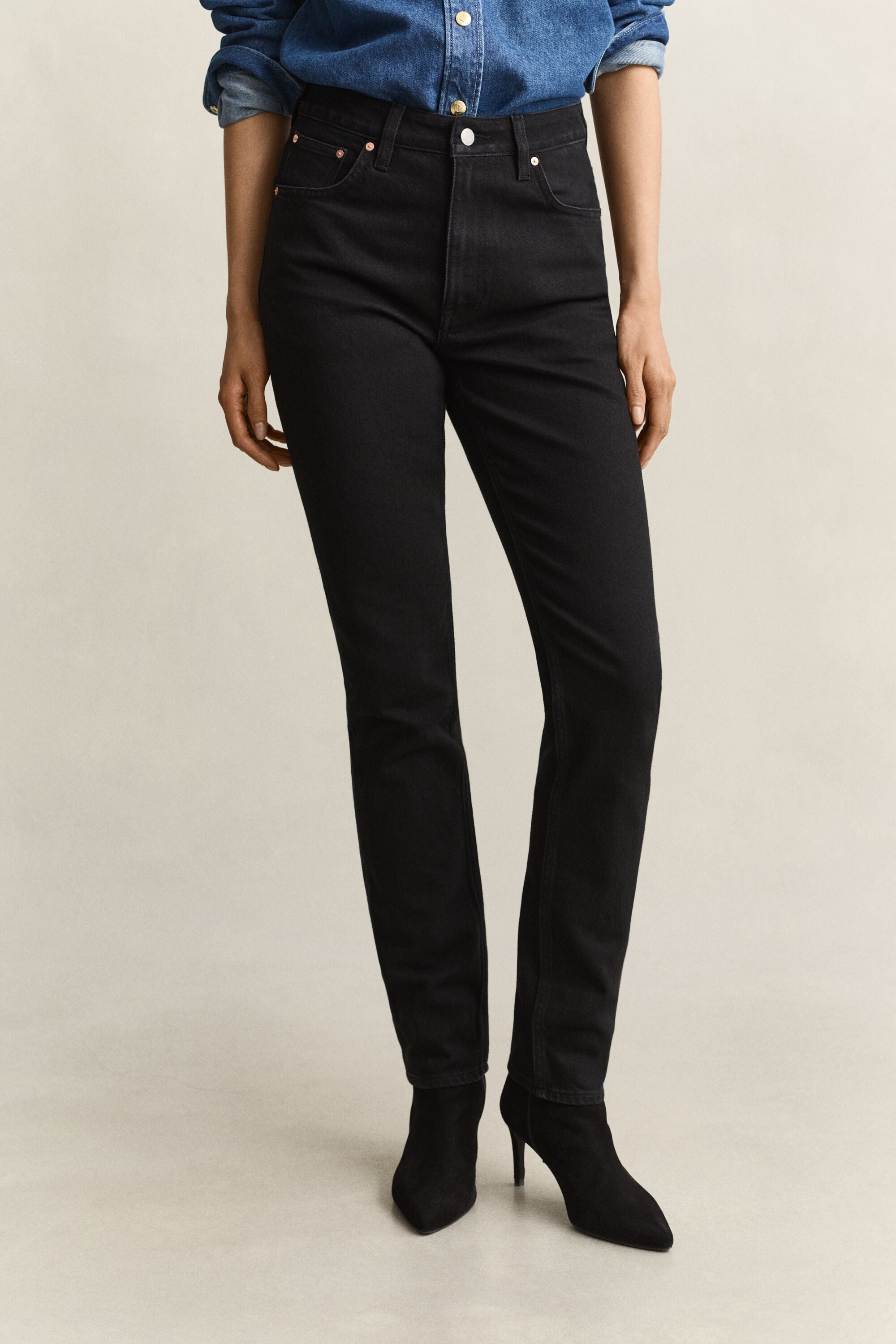 Calças de ganga com cintura subida slim fit